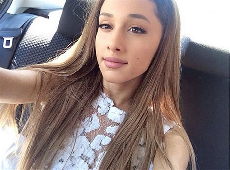 Ariana Grande Masturbating Leak Porn Videos 